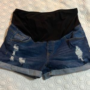 Maternity Jean Short